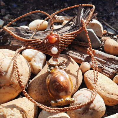 Collier micro macramé et amulette Thaïlande