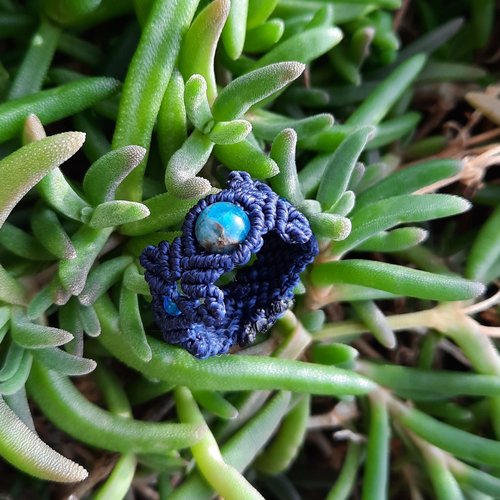 Bague "Uranus" – Micro-Macramé