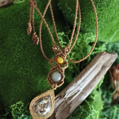 Collier pendule "Ganesha" • Nacre & labradorite