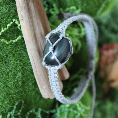 Bracelet filet en macramé et pierre roulée - "Hin"