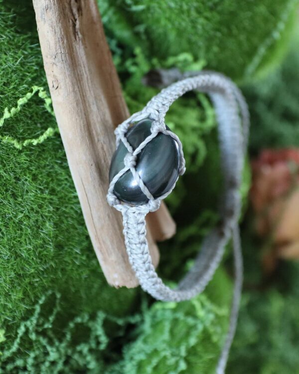 Bracelet filet en macramé et pierre roulée - "Hin"