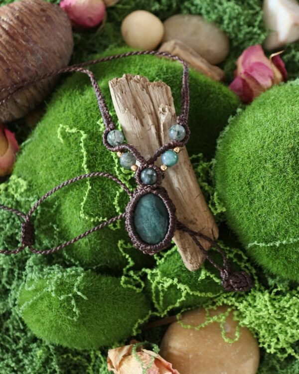 Collier en agate mousse "Li Khen"– Esprit celte et forêt elfique – Image 3